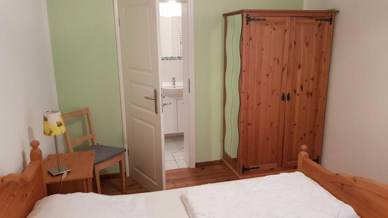 Pension Waldrose Sellin  Room photo